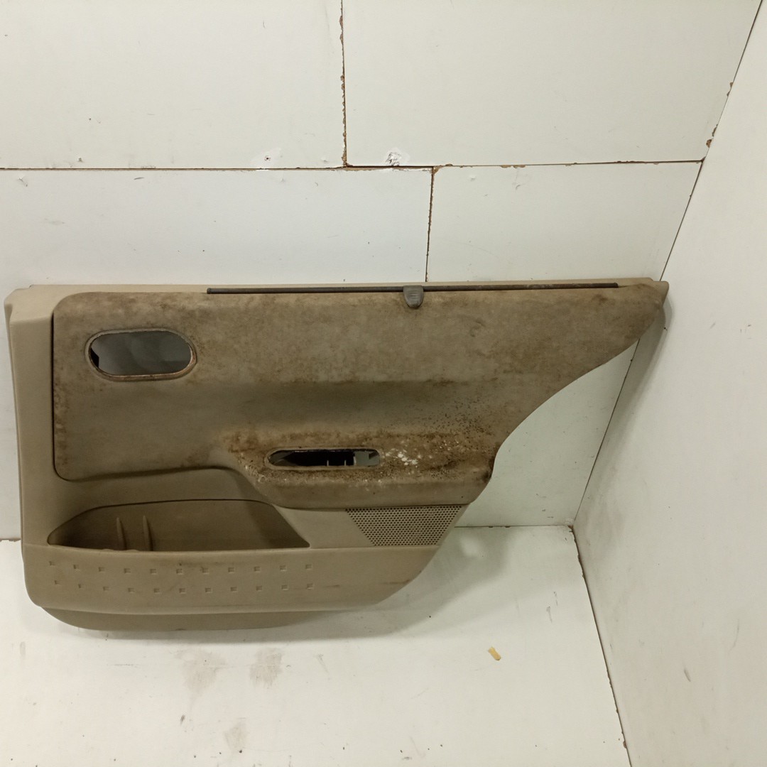 Quartela de porta trás direita RENAULT MEGANE II (BM0/1_, CM0/1_) | 01 - 12 Imagem-1
