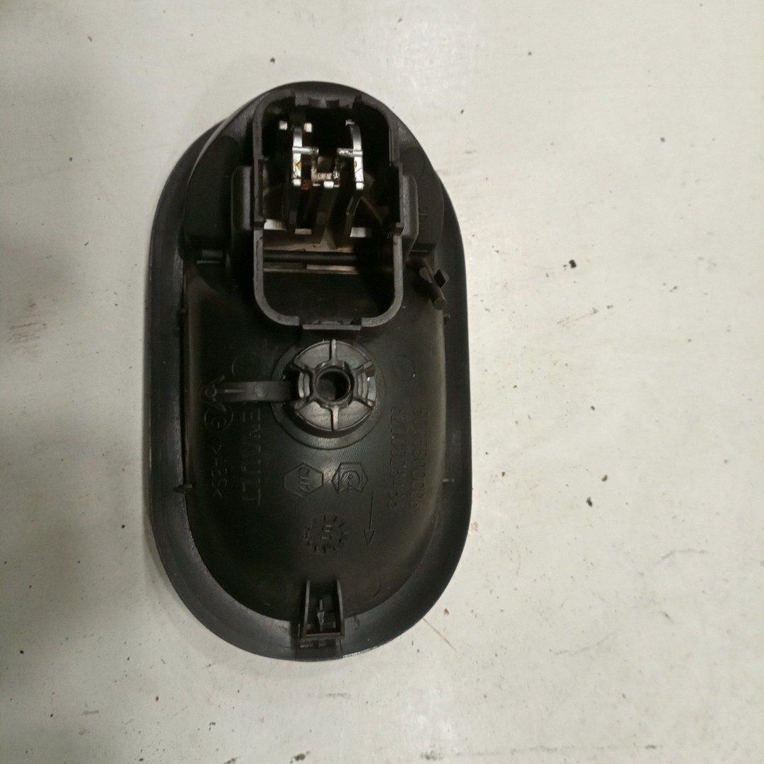 Puxador interior de porta traseira direita RENAULT MEGANE II (BM0/1_, CM0/1_) | 01 - 12 Imagem-1