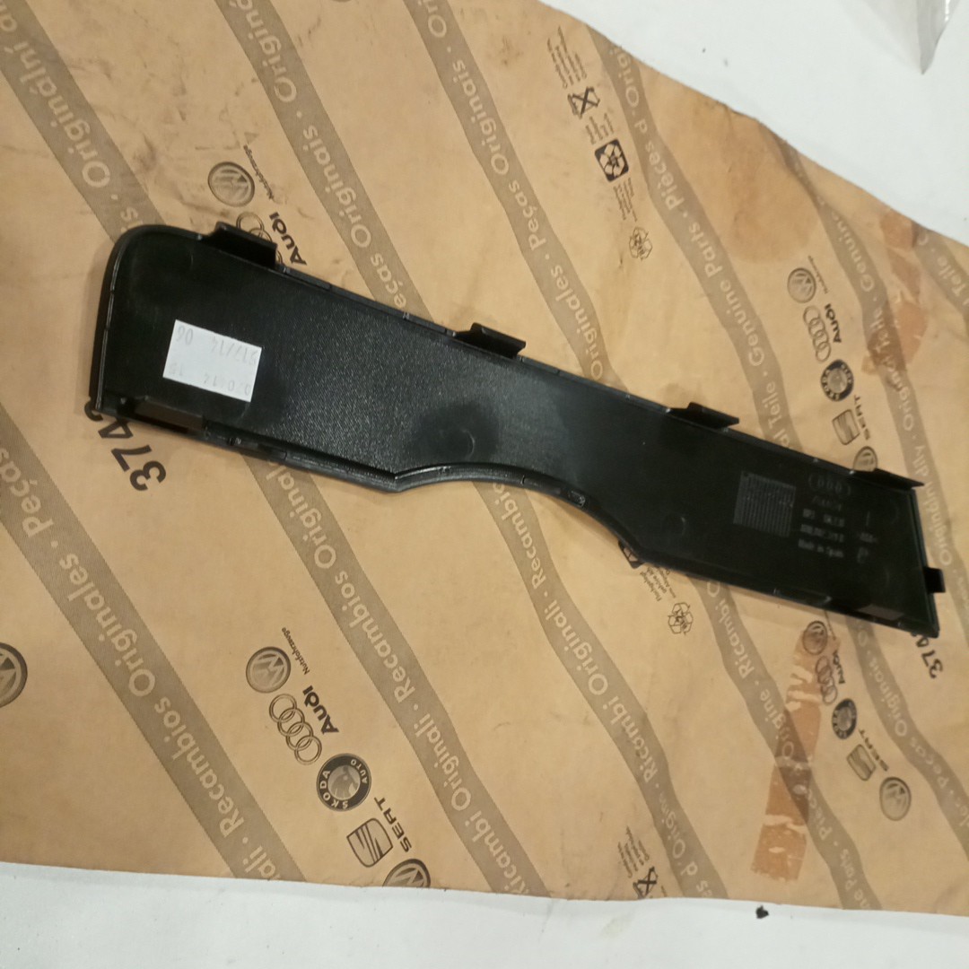 Acabamento de Para-Choques AUDI Q3 (8UB, 8UG) | 11 - 18 Imagem-4