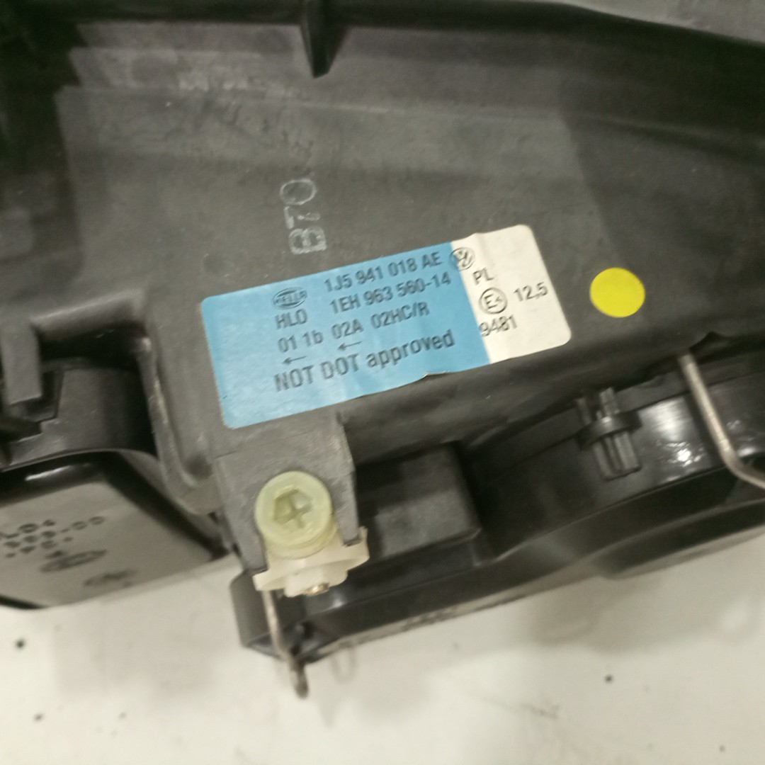 Ótica Direita VOLKSWAGEN BORA (1J2) | 98 - 13 Imagem-3