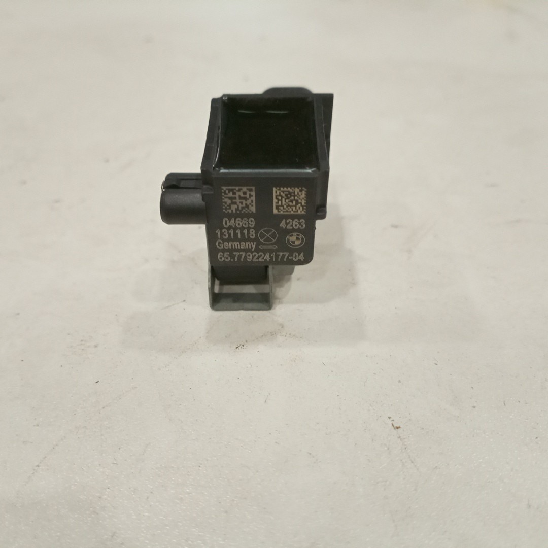 Sensor de Impacto BMW 5 Touring (F11) | 09 - 17 Imagem-1