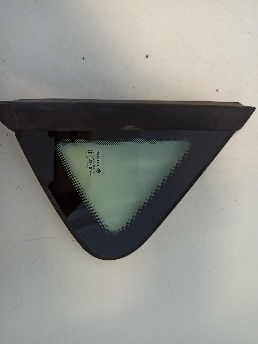 Vidro Traseiro Pequeno Esquerdo SEAT IBIZA IV ST (6J8, 6P8) | 10 - 16