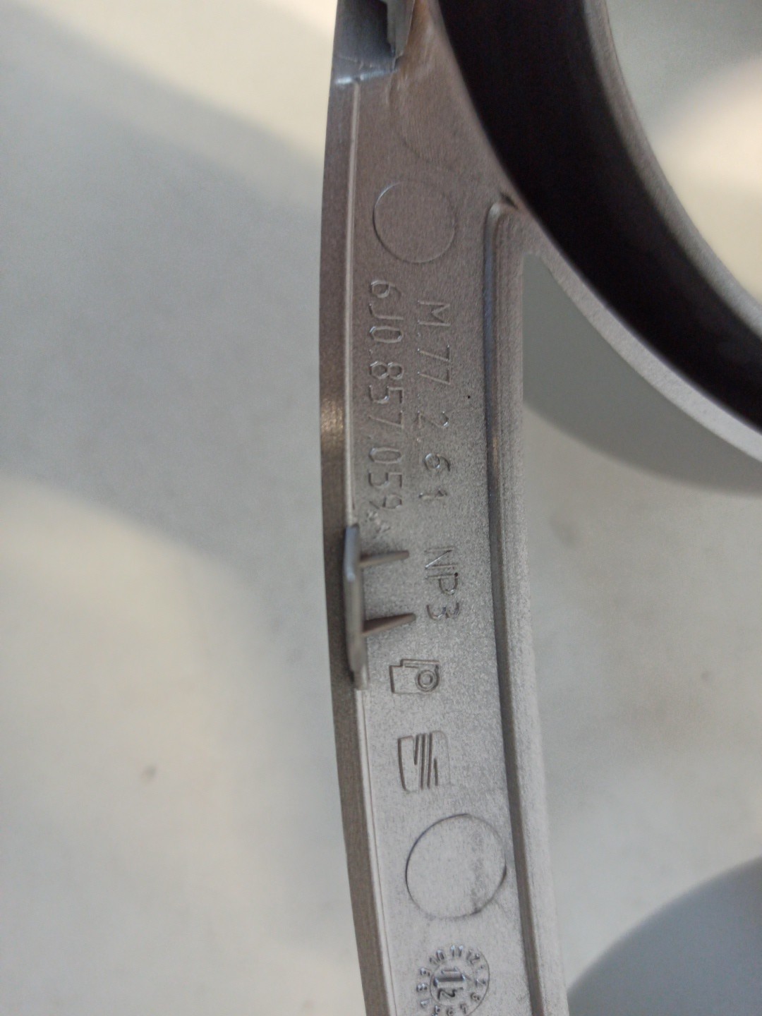 Aro de quadrante SEAT IBIZA IV (6J5, 6P1) | 08 - 17 Imagem-1