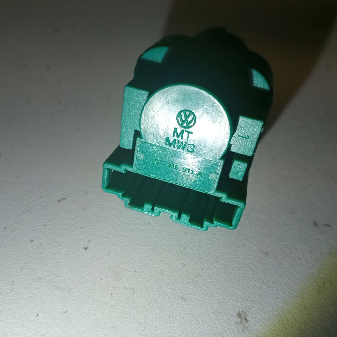 Sensor do pedal de travão AUDI A3 (8L1) | 96 - 06
