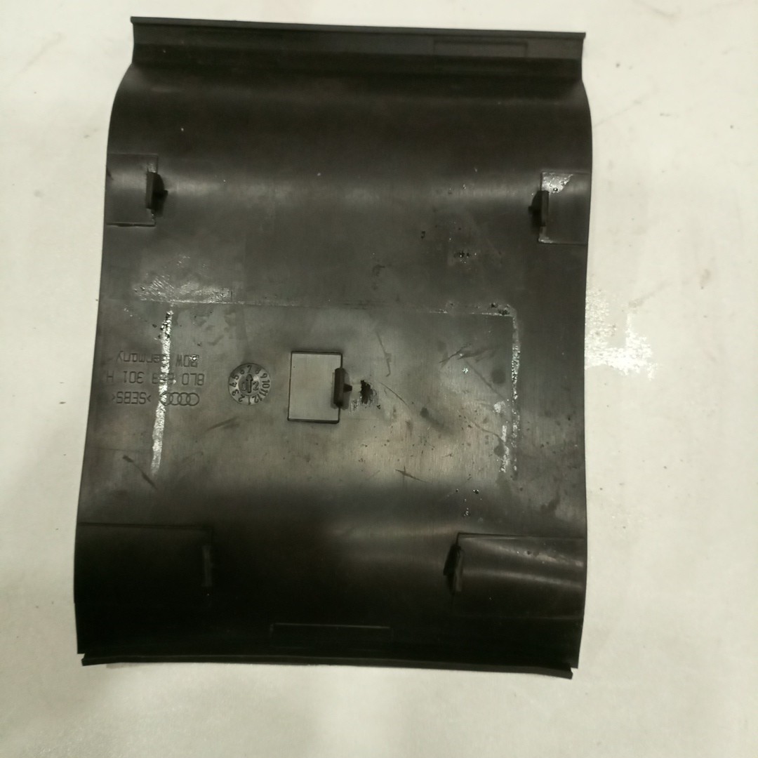 Acabamento Interior AUDI A3 (8L1) | 96 - 06 Imagem-1