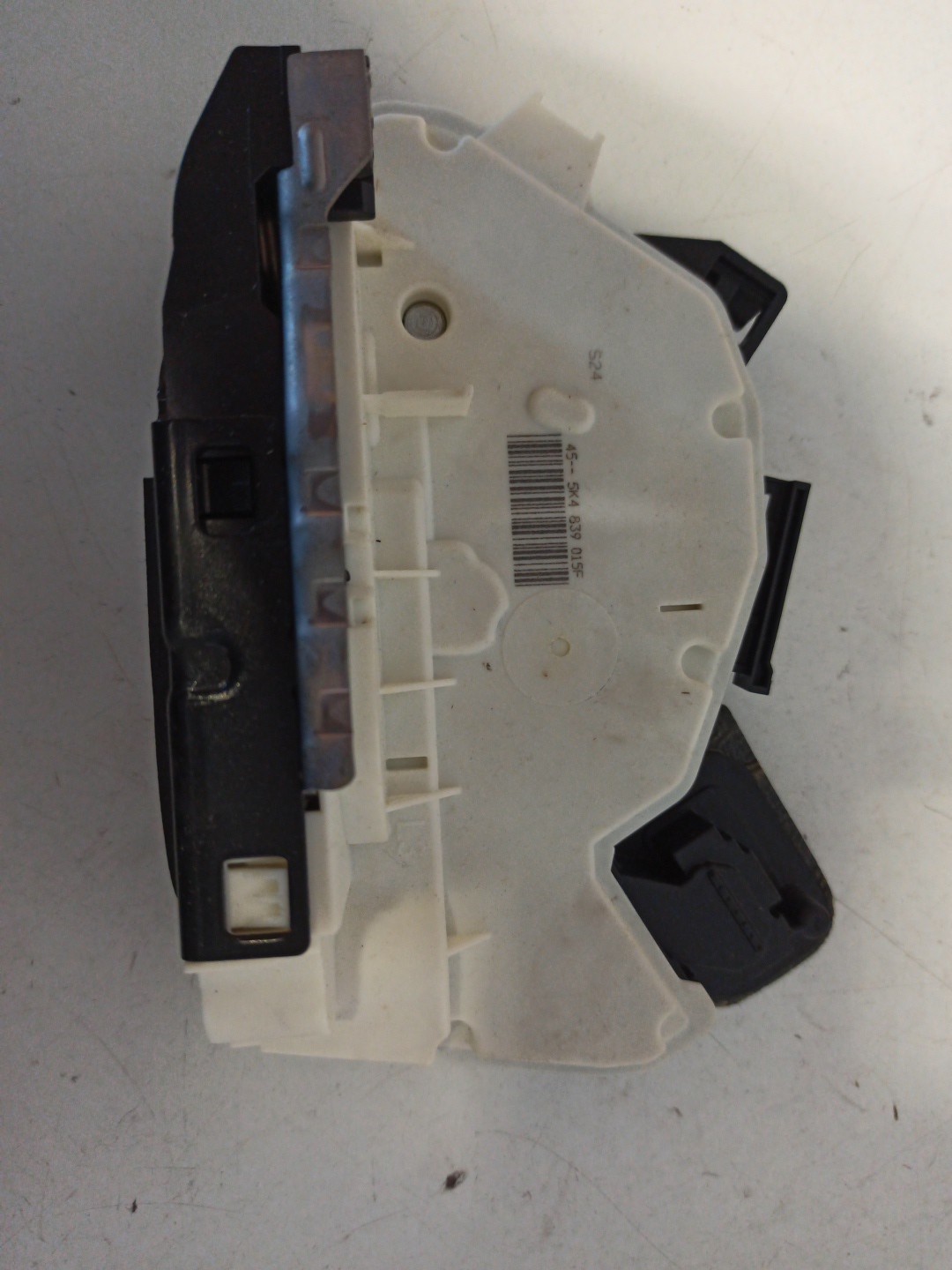 Fecho da Porta Trás Esquerdo VOLKSWAGEN POLO (6R1, 6C1) | 09 - 