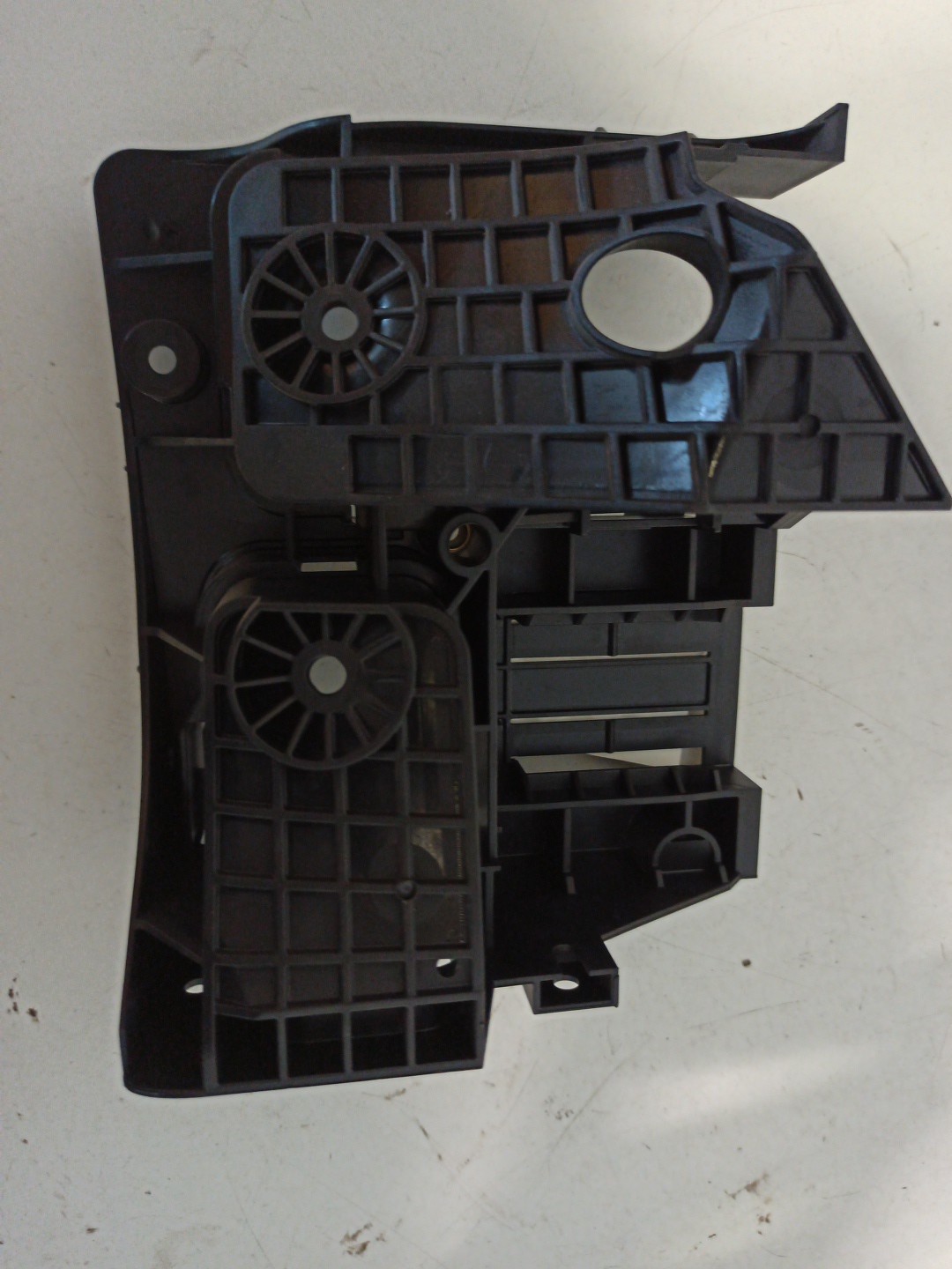 Placa de suporte de fusíveis AUDI A3 Sportback (8PA) | 04 - 15 Imagem-4