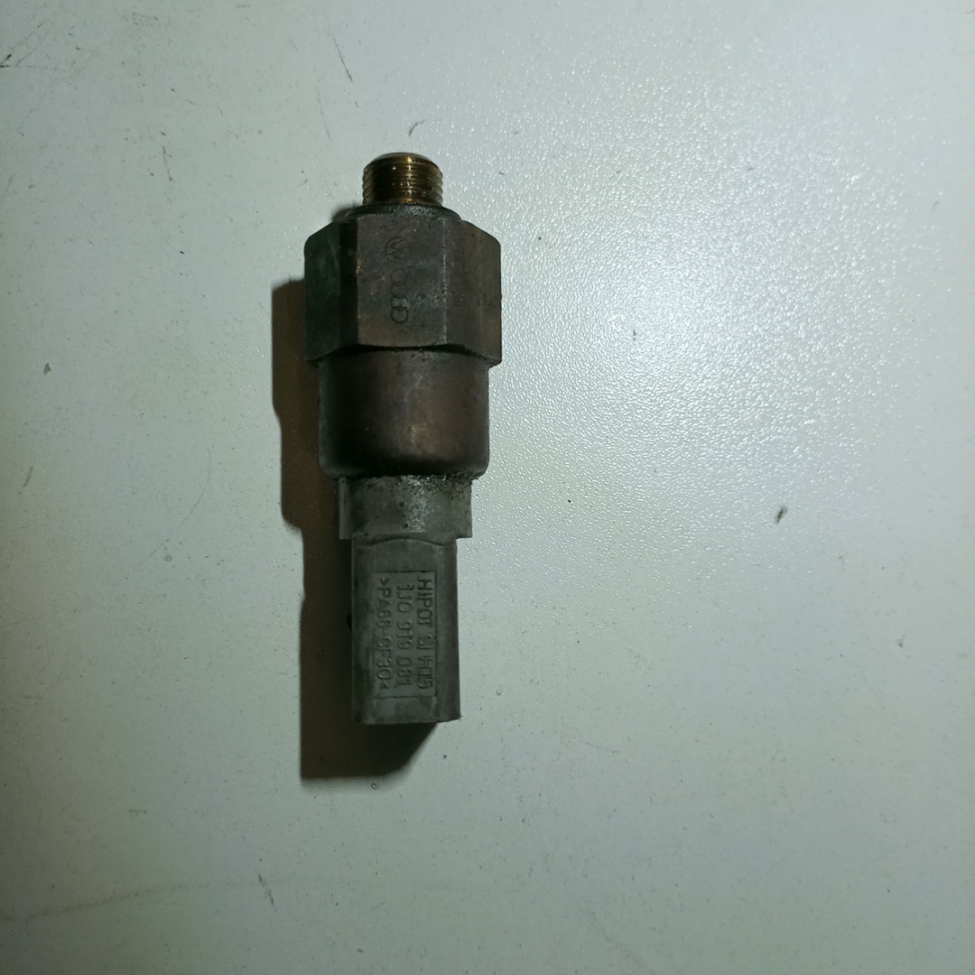 Sensor de Pressão do Óleo AUDI A3 (8L1) | 96 - 06 Imagem-1
