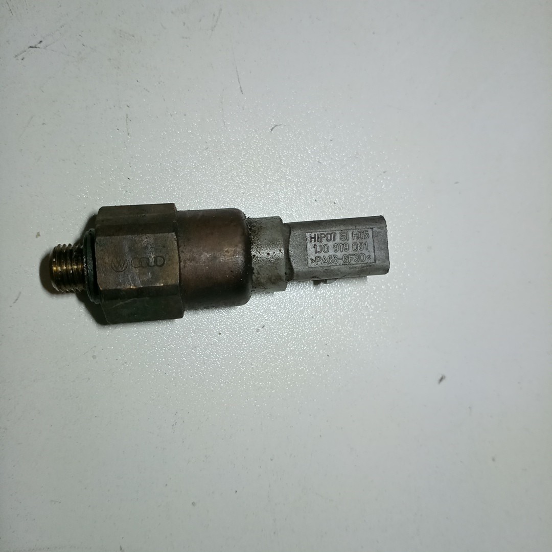 Sensor de Pressão do Óleo AUDI A3 (8L1) | 96 - 06 Imagem-2