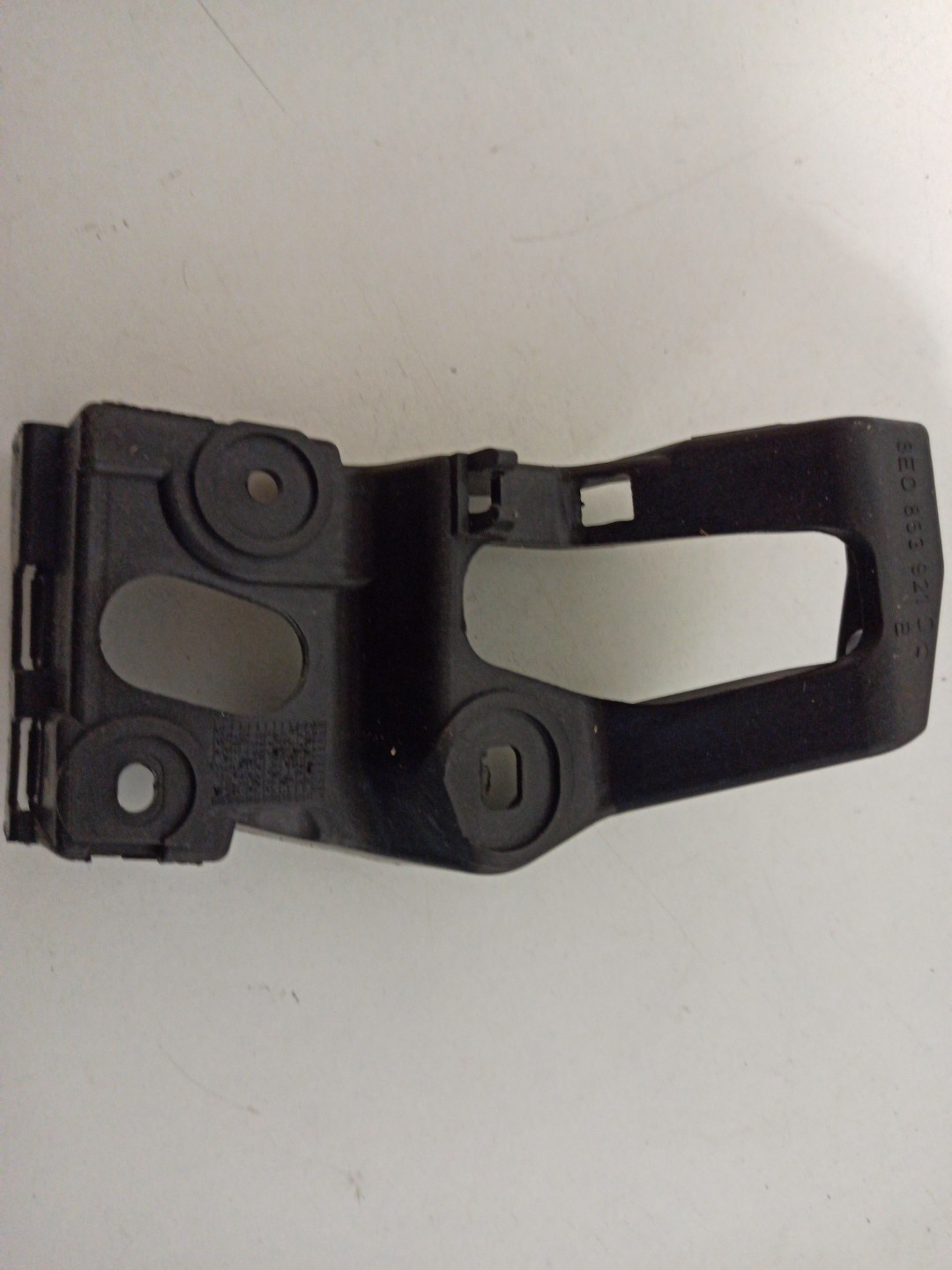 Suporte de montagem de para-choques AUDI A4 (8EC, B7) | 04 - 08