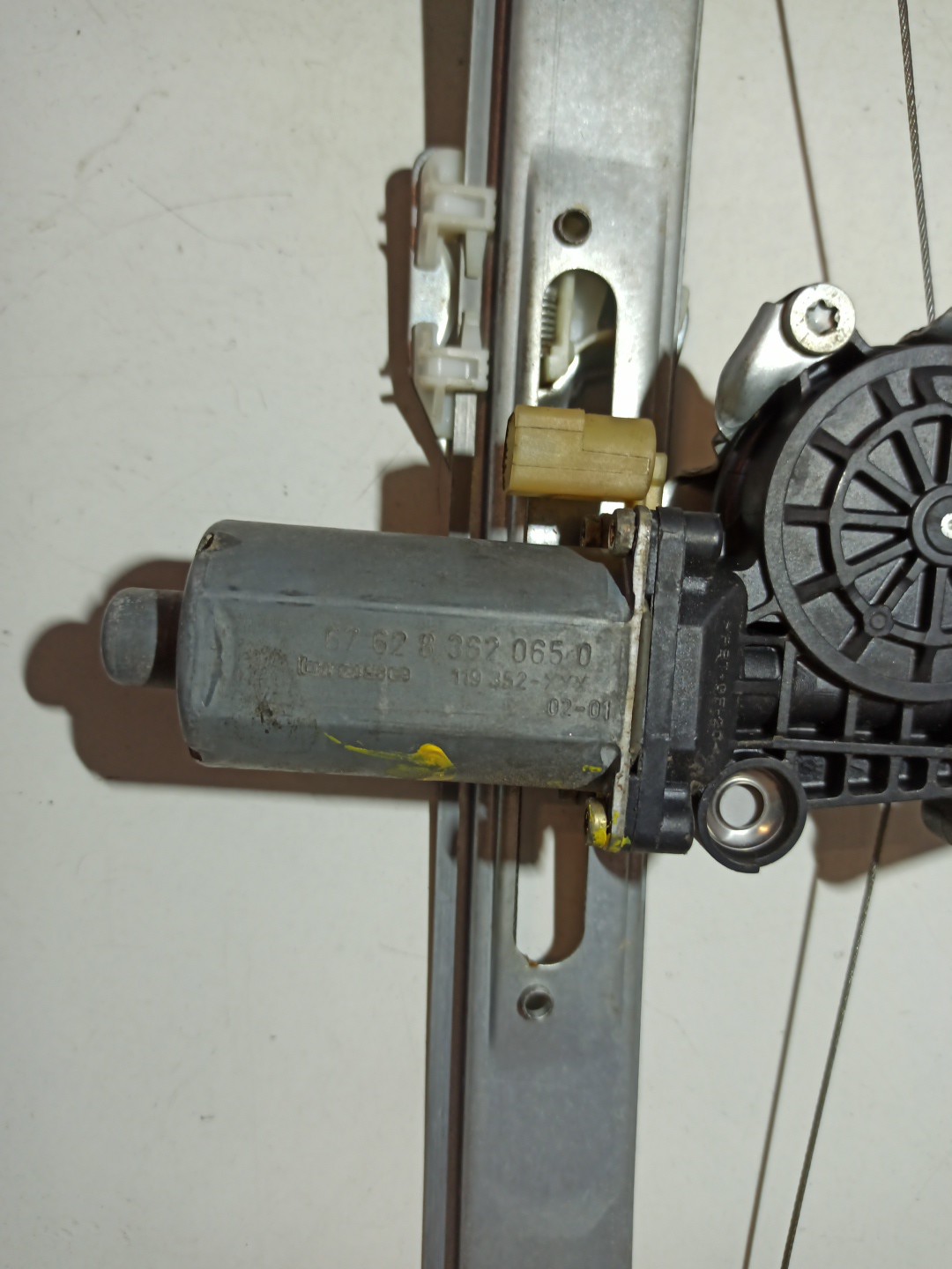 Elevador Trás Direito Elétrico BMW 3 (E46) | 97 - 05 Imagem-1