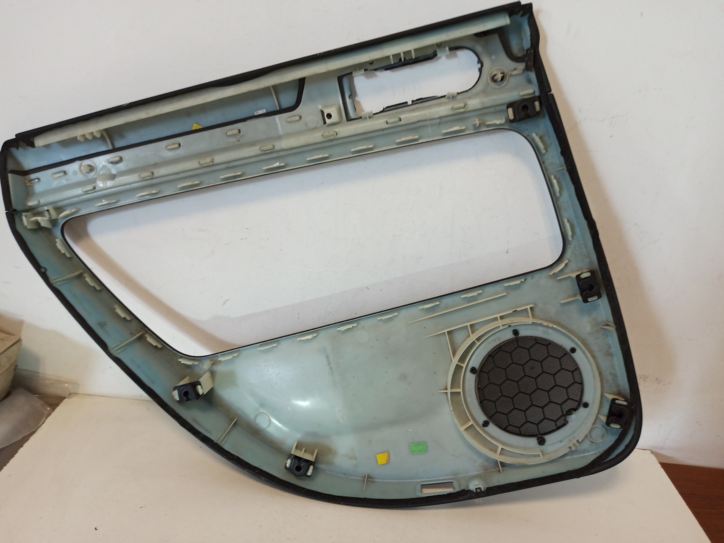 Quartela de porta trás direita VOLKSWAGEN PASSAT (3B3) | 00 - 05 Imagem-1