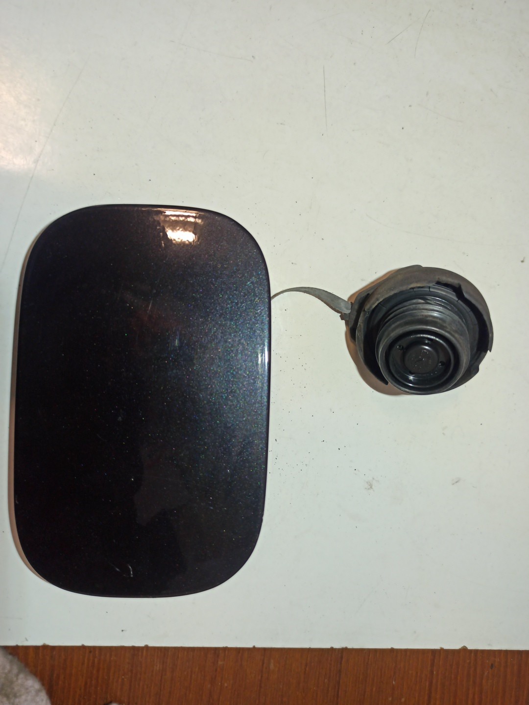Tampa do deposito de combustível com tampão AUDI A4 Avant (8E5, B6) | 00 - 05 Imagem-4