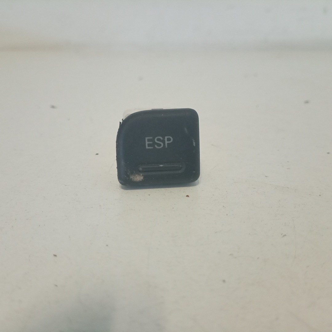 Botão de controlo de tração AUDI A4 Avant (8E5, B6) | 00 - 05