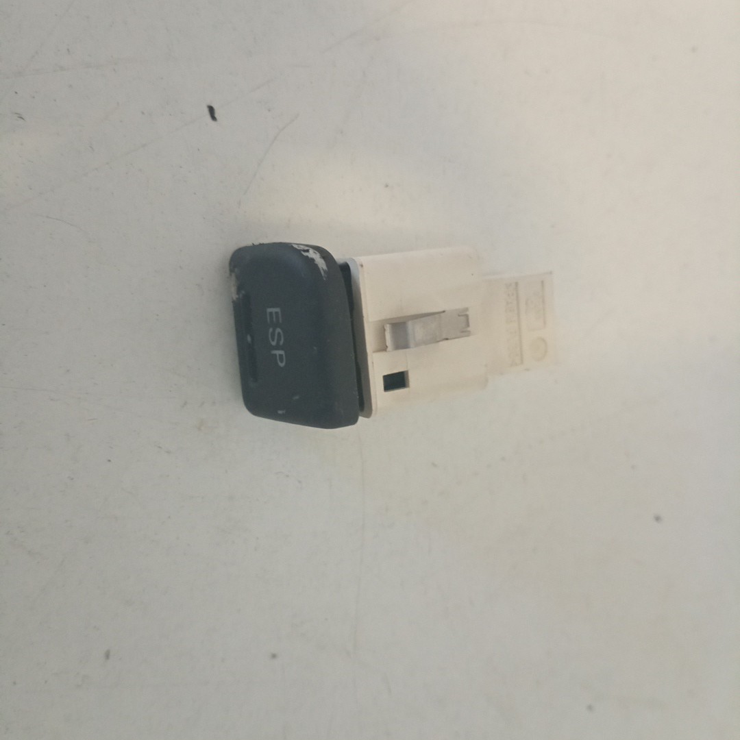 Botão de controlo de tração AUDI A4 Avant (8E5, B6) | 00 - 05 Imagem-4