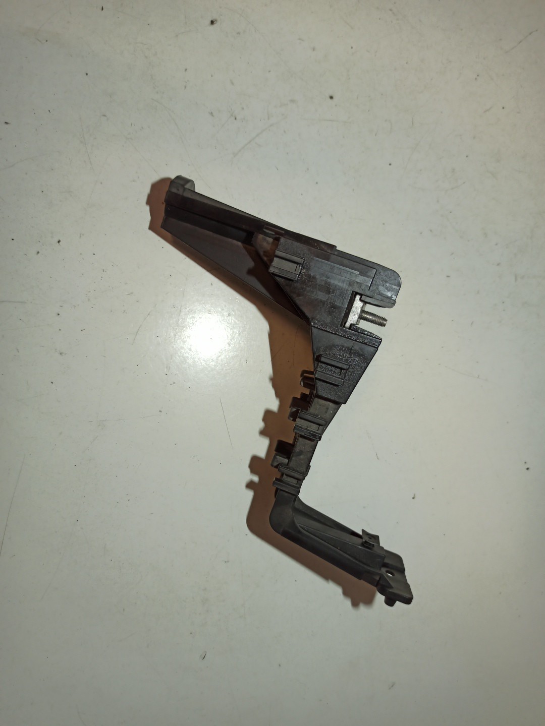 Placa de suporte de fusíveis AUDI A4 Avant (8E5, B6) | 00 - 05 Imagem-2