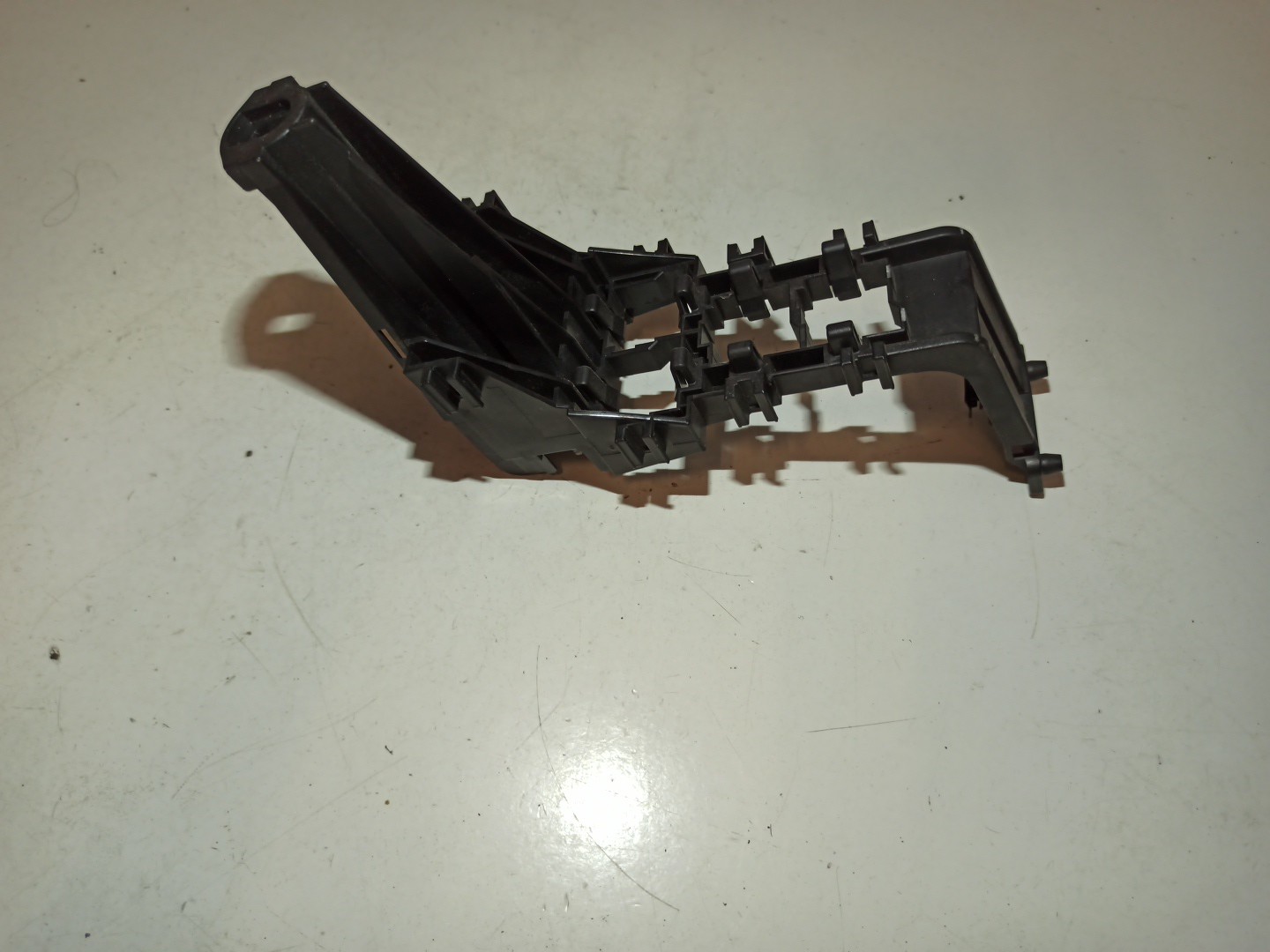 Placa de suporte de fusíveis AUDI A4 Avant (8E5, B6) | 00 - 05 Imagem-3