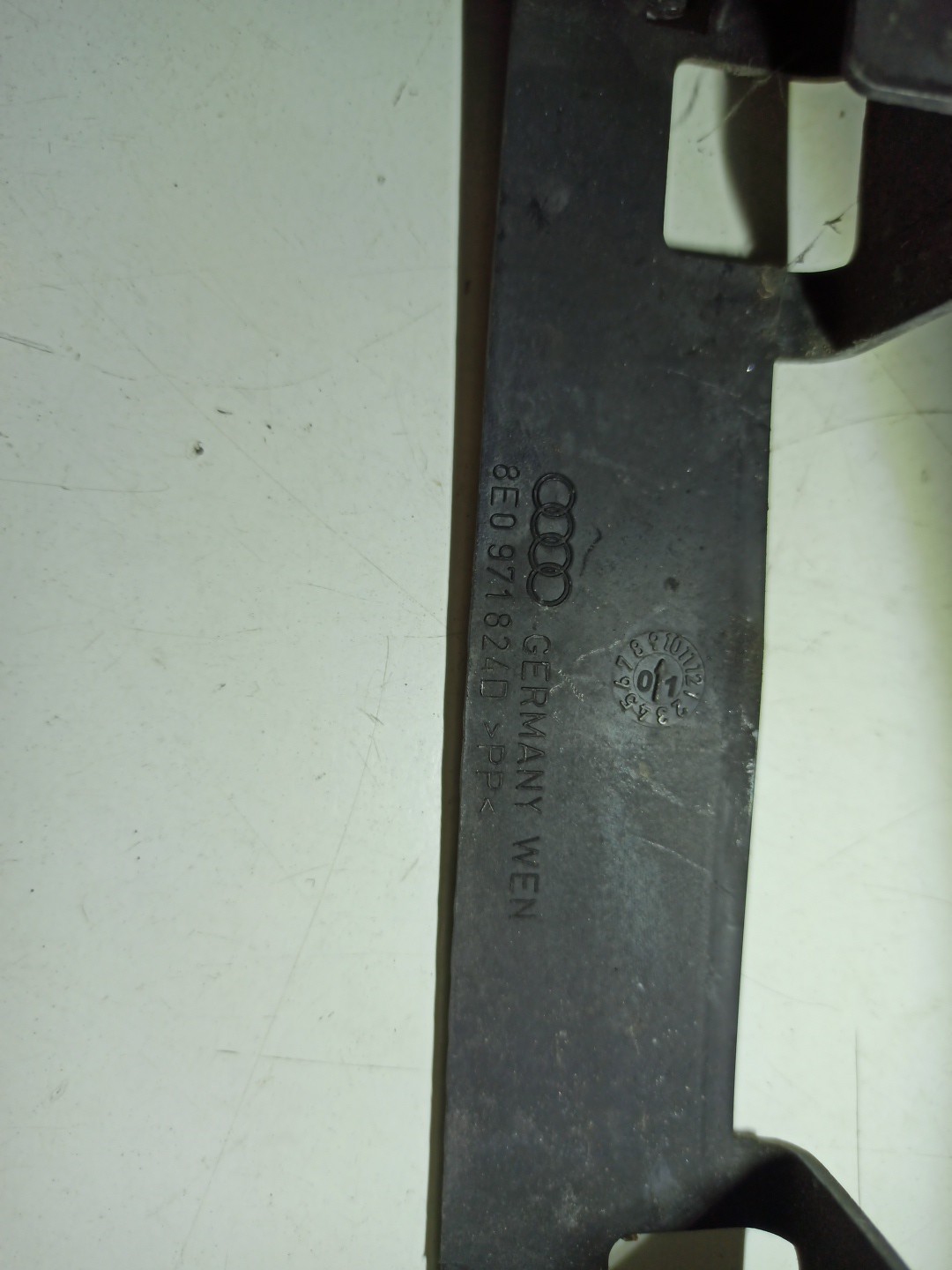 Suporte de mangueira de esguicho AUDI A4 Avant (8E5, B6) | 00 - 05