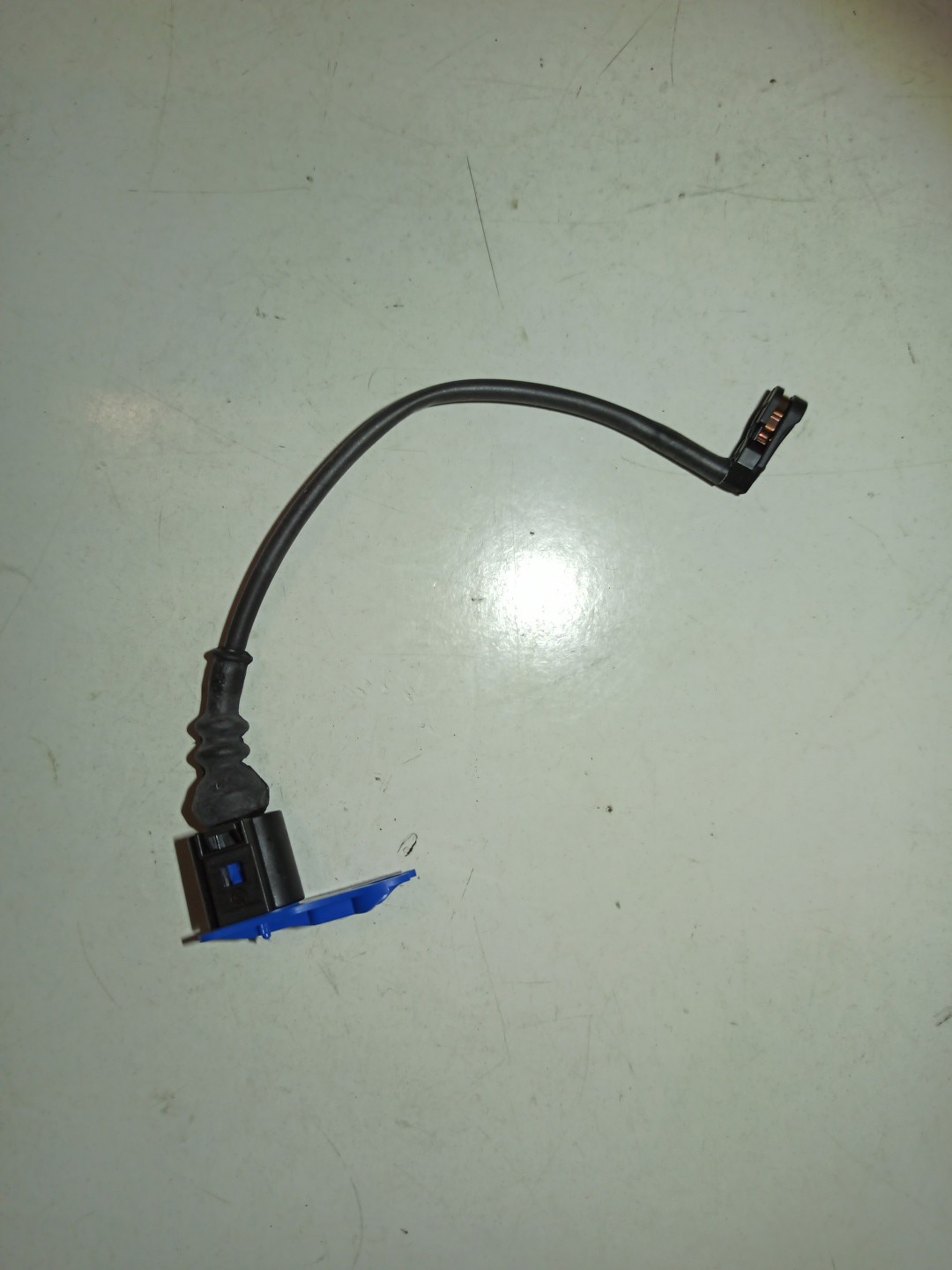 Sensor do pedal de travão VOLKSWAGEN CRAFTER 30-35 Autocarro (2E_) | 06 - 16 Imagem-3