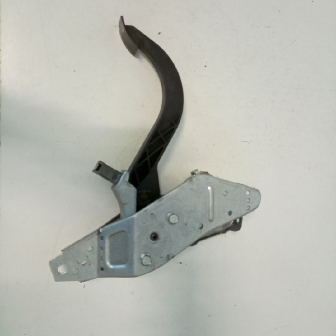 Pedal de embraiagem OPEL ASTRA H (A04) | 04 - 14 Imagem-2
