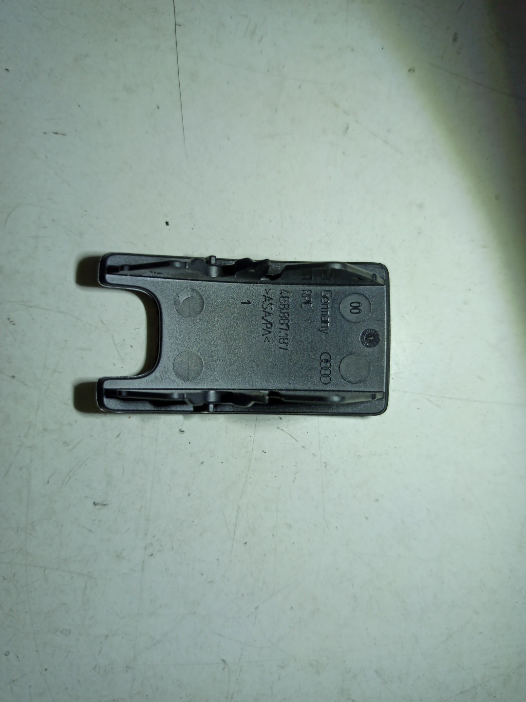 Suporte de isofix AUDI A6 Allroad (4GH, 4GJ, C7) | 12 - 18 Imagem-1