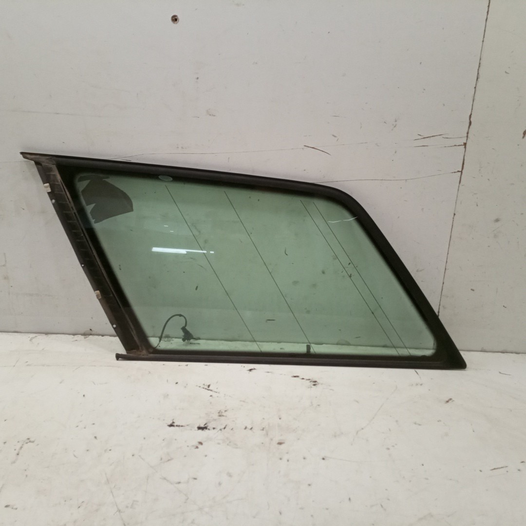 Vidro Traseiro Pequeno Esquerdo AUDI A6 Avant (4B5, C5) | 97 - 05
