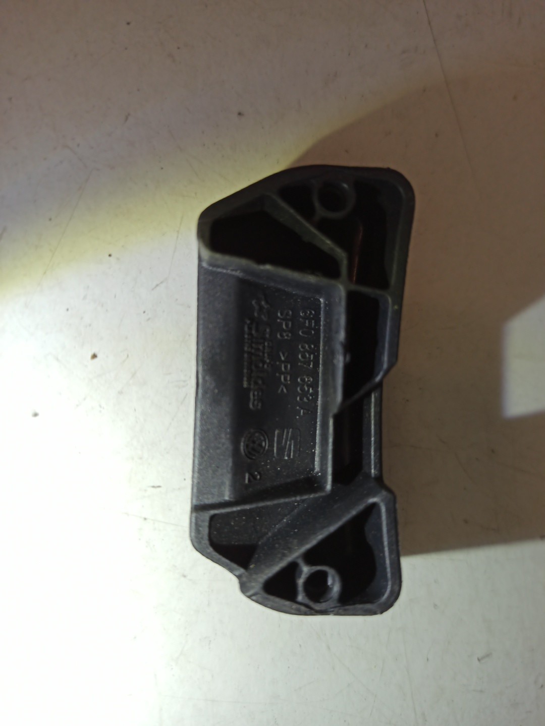 Cinto Traseiro Esquerdo AUDI A1 CITY CARVER (GBH) | 19 - 