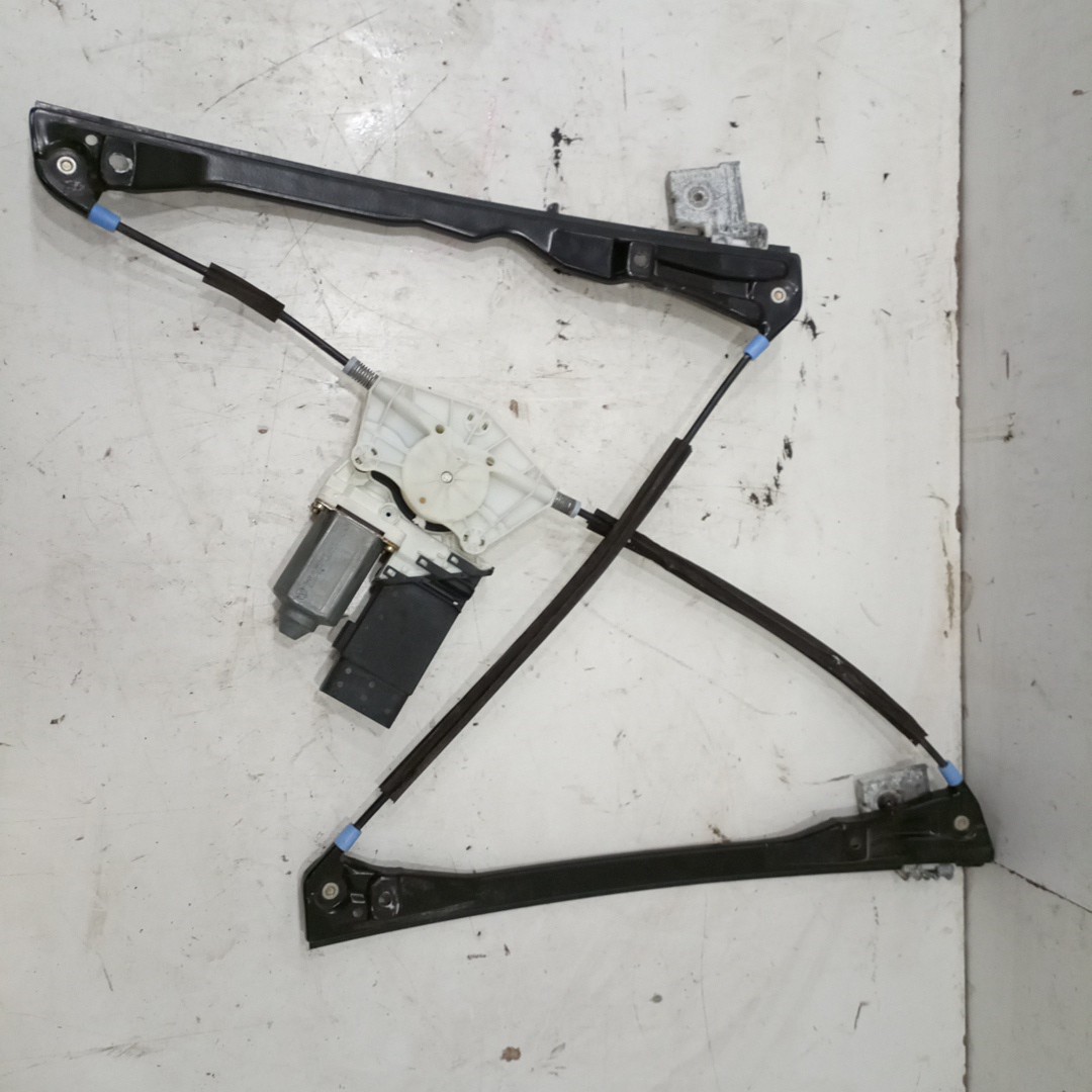 Elevador Frente Direito Elétrico VOLKSWAGEN GOLF IV (1J1) | 97 - 07 Imagem-3