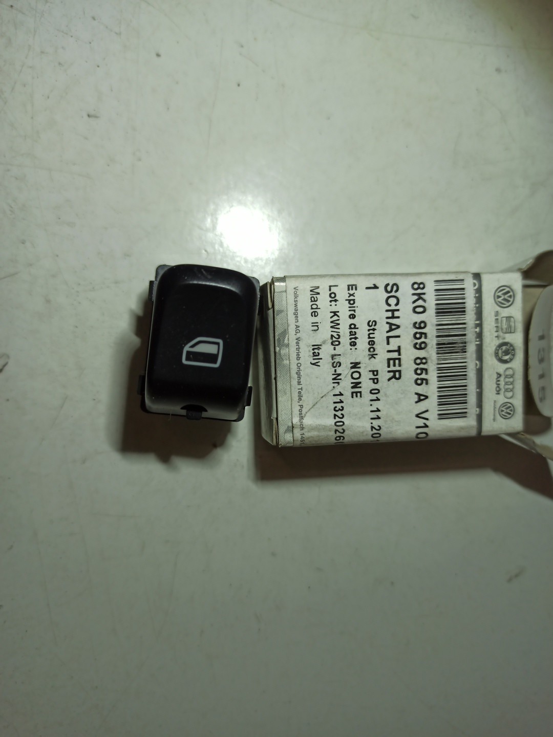 Comutador de vidro traseiro direito AUDI A5 (8T3) | 07 - 17 Imagem-1