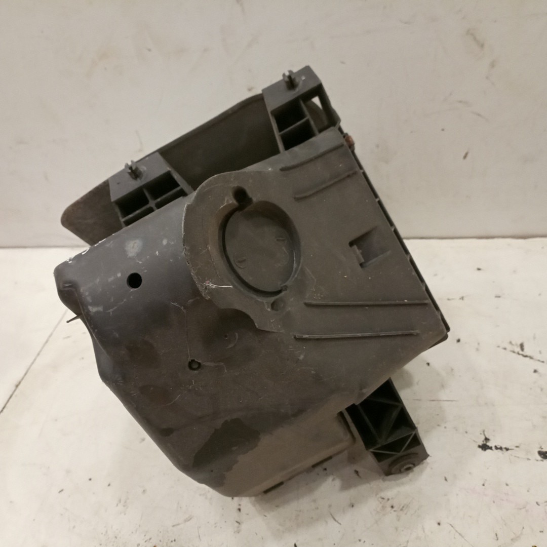 Caixa de filtro de ar AUDI A4 Avant (8D5, B5) | 94 - 02 Imagem-3