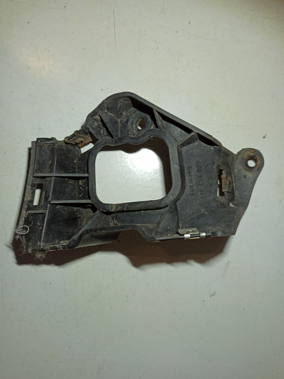 Suporte de montagem de para-choques AUDI A6 Avant (4B5, C5) | 97 - 05 Imagem-1
