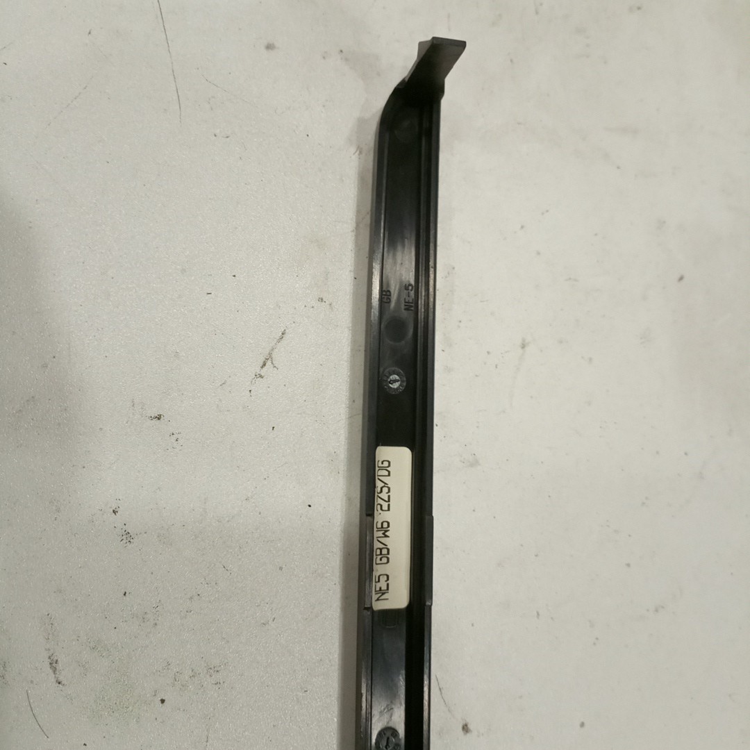 Moldura de consola central VOLKSWAGEN PASSAT (3B3) | 00 - 05 Imagem-2