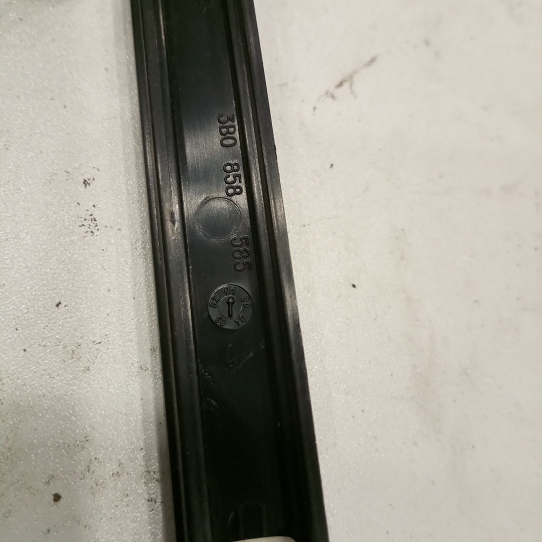 Moldura de consola central VOLKSWAGEN PASSAT (3B3) | 00 - 05 Imagem-4