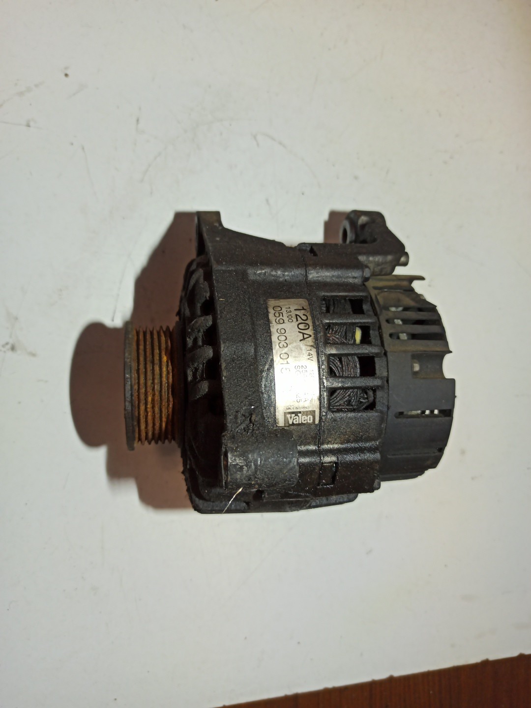 Alternador AUDI A6 Avant (4B5, C5) | 97 - 05 Imagem-1
