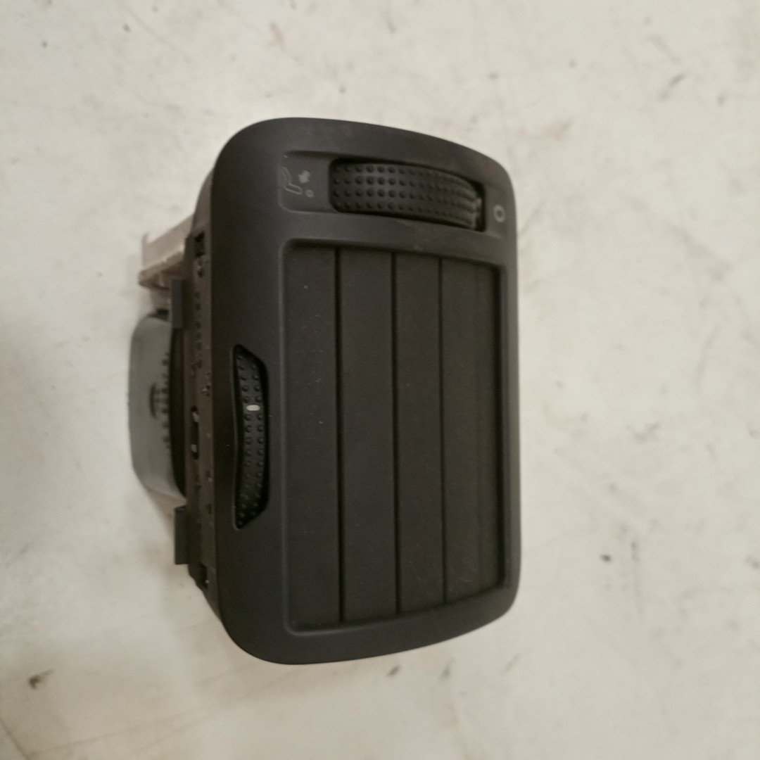 Difusor de ar VOLKSWAGEN PASSAT (3B3) | 00 - 05 Imagem-1