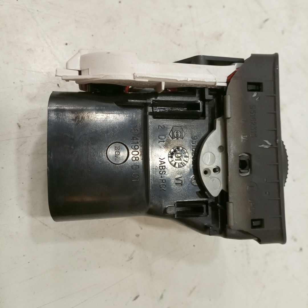 Difusor de ar VOLKSWAGEN PASSAT (3B3) | 00 - 05 Imagem-2