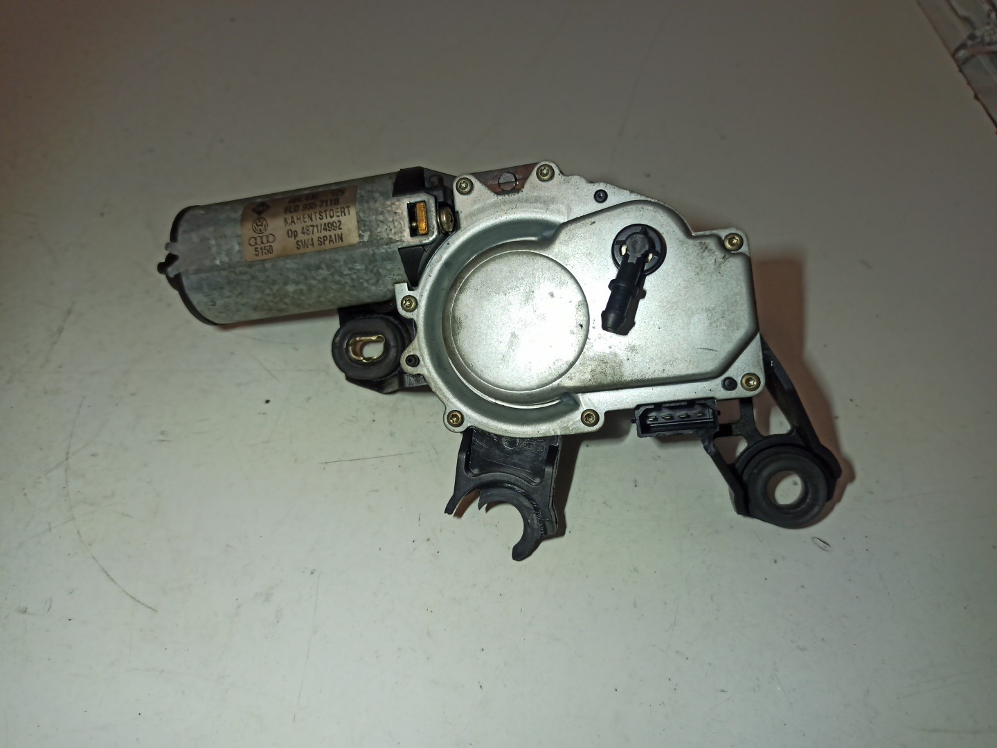 Motor do limpa-vidros traseiro AUDI A6 Avant (4B5, C5) | 97 - 05 Imagem-2