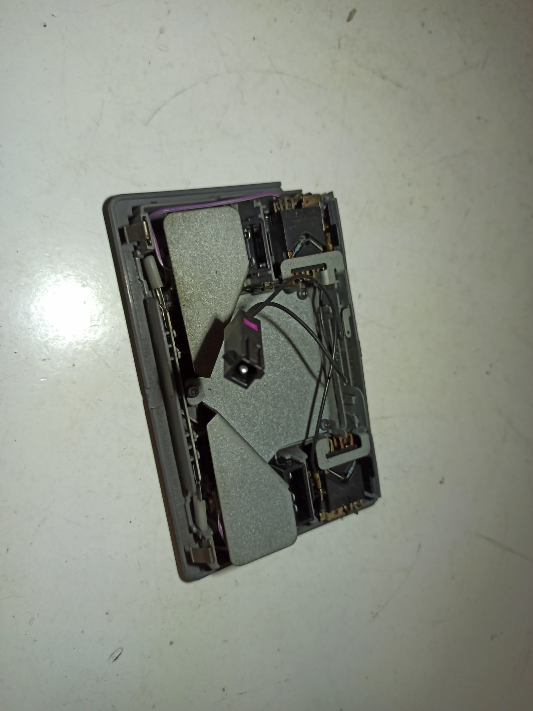 Plafonier interior frente AUDI A6 Avant (4B5, C5) | 97 - 05 Imagem-3