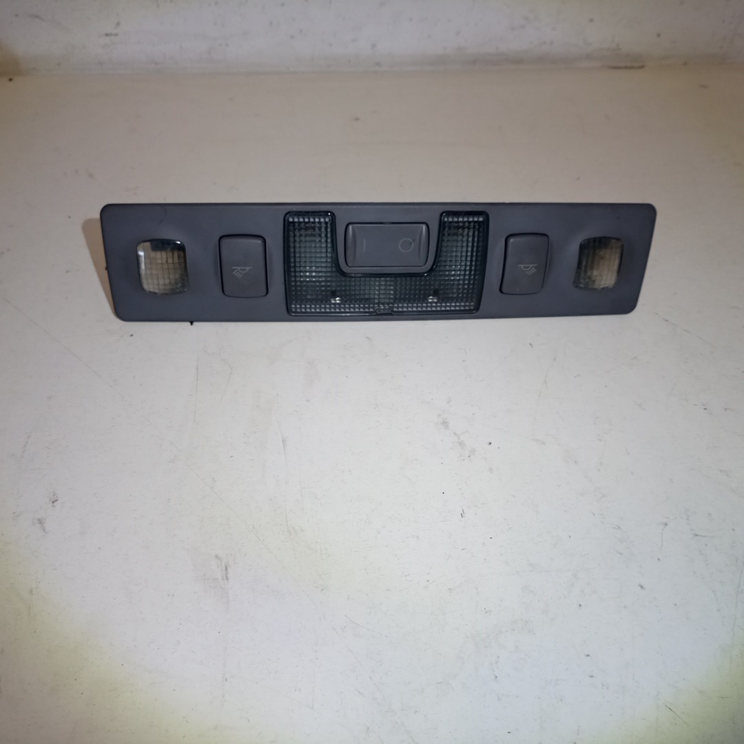 Plafonier AUDI A6 Avant (4B5, C5) | 97 - 05 Imagem-4