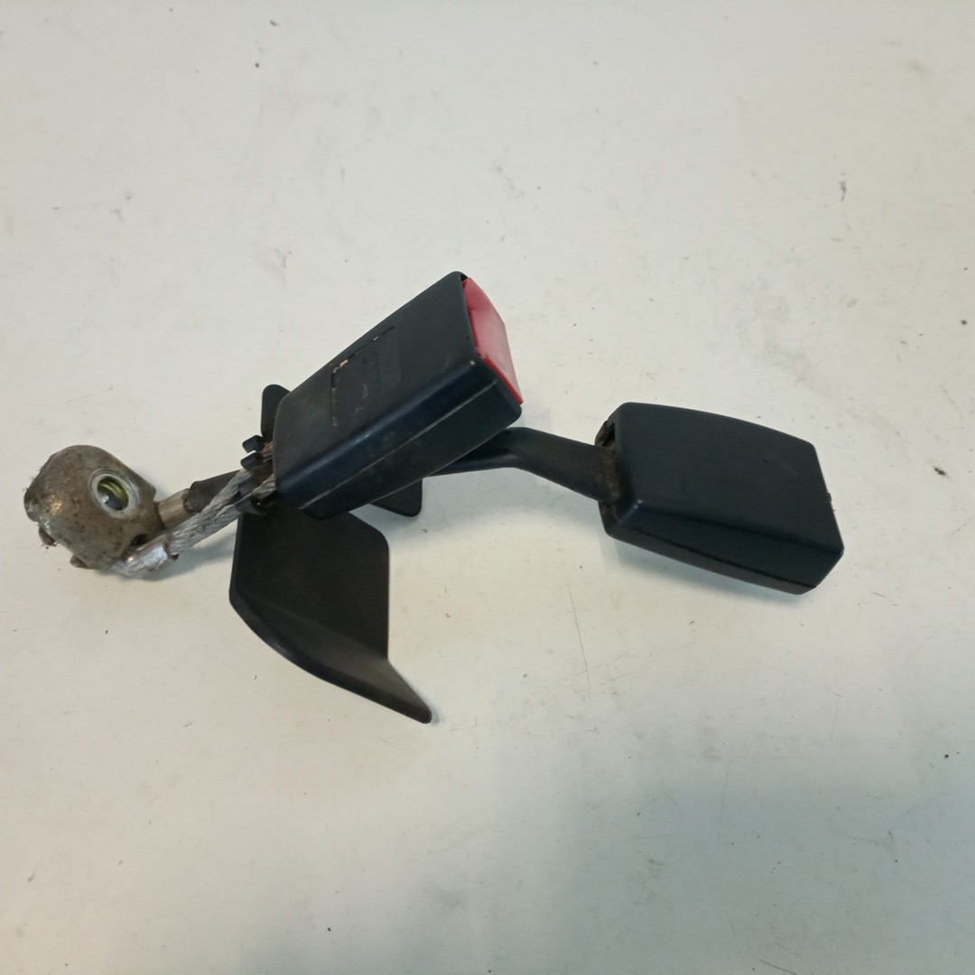 Encaixe do cinto AUDI A6 Avant (4B5, C5) | 97 - 05 Imagem-3