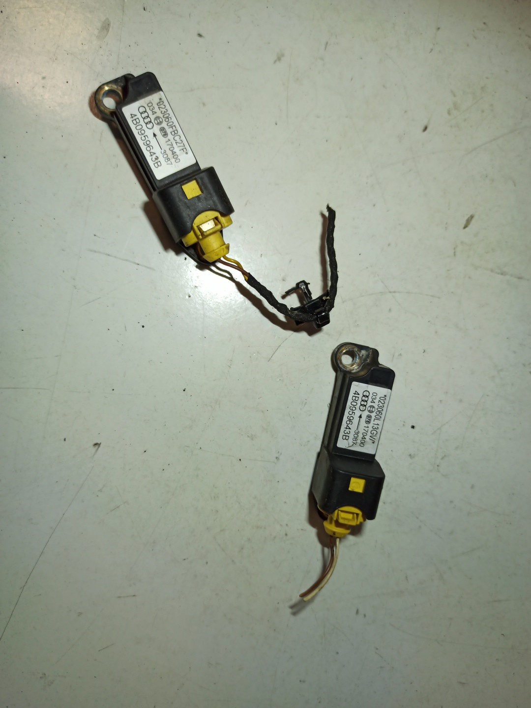 Sensor de airbag AUDI A6 Avant (4B5, C5) | 97 - 05 Imagem-1