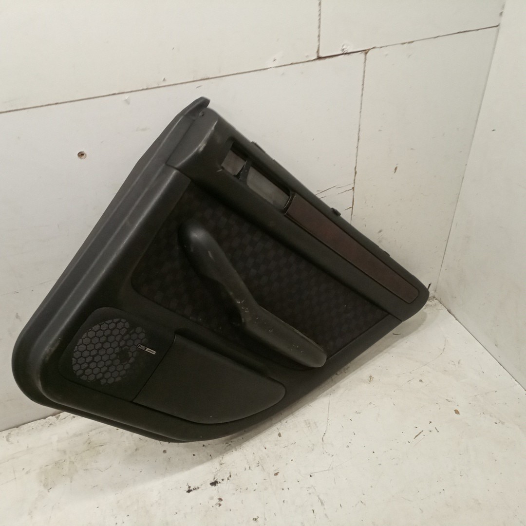 Quartela de porta trás direita AUDI A6 Avant (4B5, C5) | 97 - 05 Imagem-1