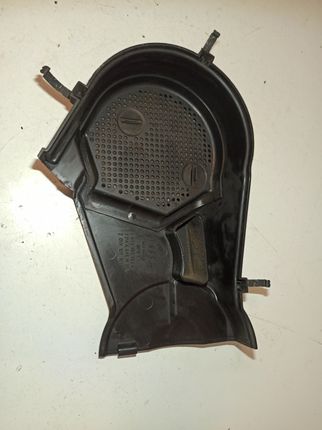 Tampa de distribuição AUDI A6 Avant (4B5, C5) | 97 - 05 Imagem-1