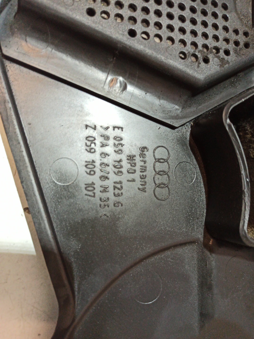 Tampa de distribuição AUDI A6 Avant (4B5, C5) | 97 - 05 Imagem-5