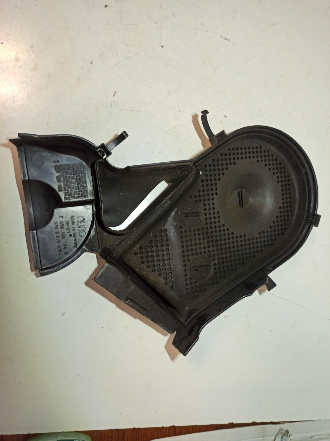 Tampa de distribuição AUDI A6 Avant (4B5, C5) | 97 - 05 Imagem-2