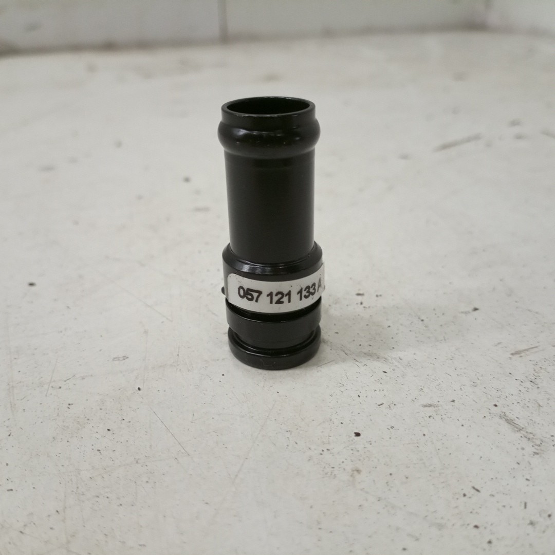 Tubo de Água AUDI Q7 (4LB) | 06 - 16 Imagem-1