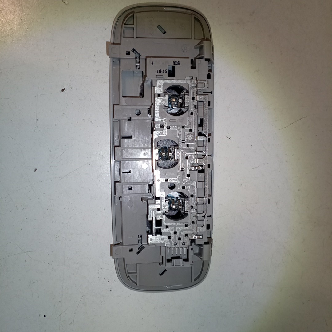 Plafonier traseira VOLKSWAGEN PASSAT (362) | 10 - 15 Imagem-4