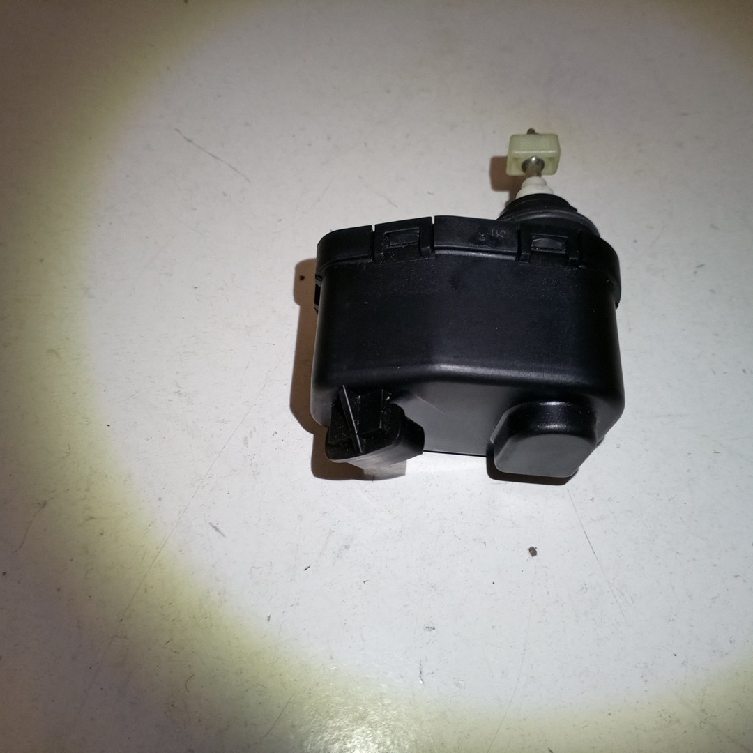 Módulo controle de Luzes Xénon AUDI 80 (89, 89Q, 8A, B3) | 86 - 91 Imagem-2