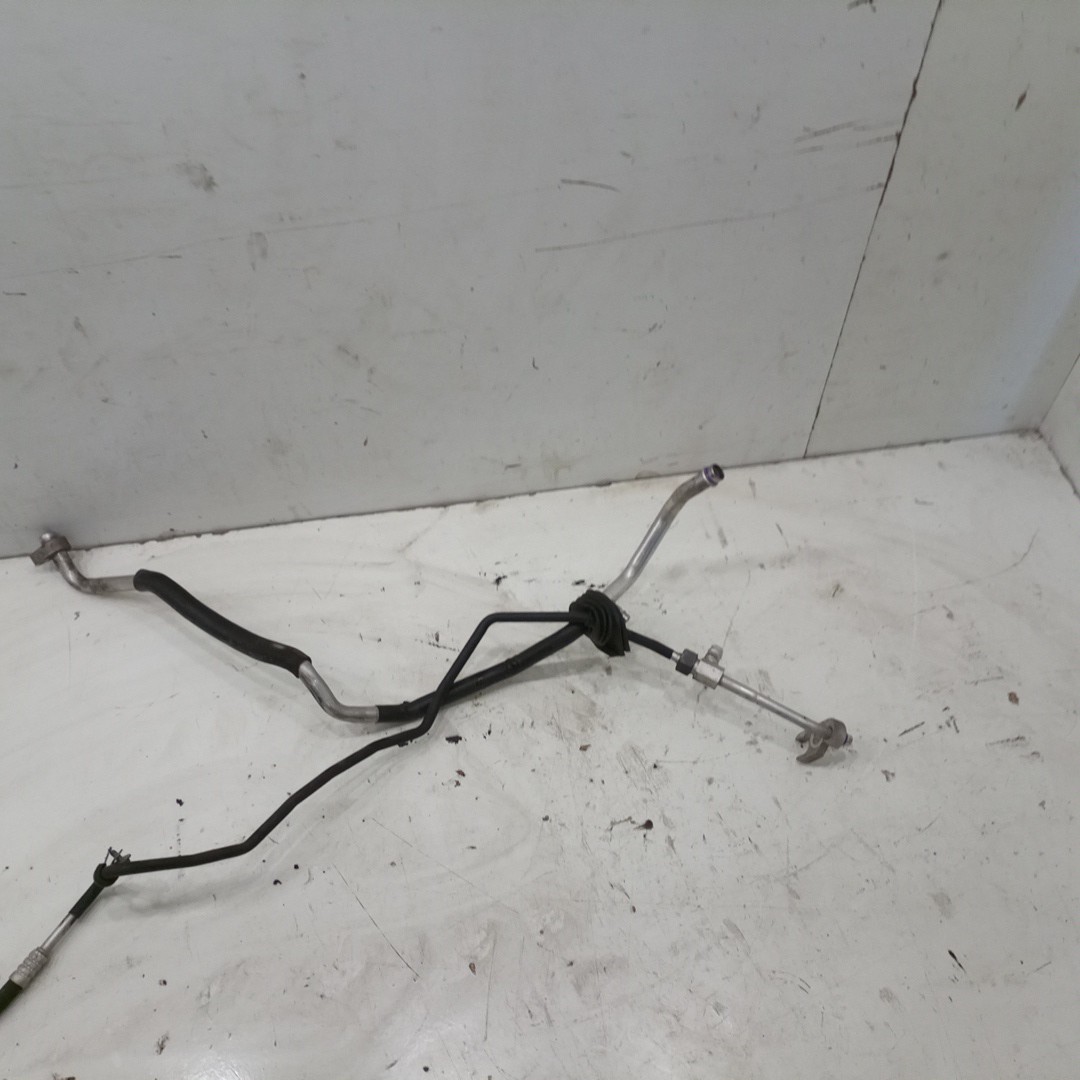 Tubo de Ar condicionado VOLKSWAGEN PASSAT (3B3) | 00 - 05 Imagem-2