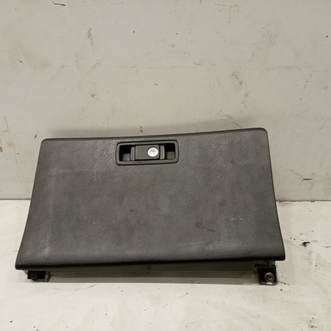 Porta luvas HONDA CIVIC VI Fastback (MA, MB) | 94 - 01
